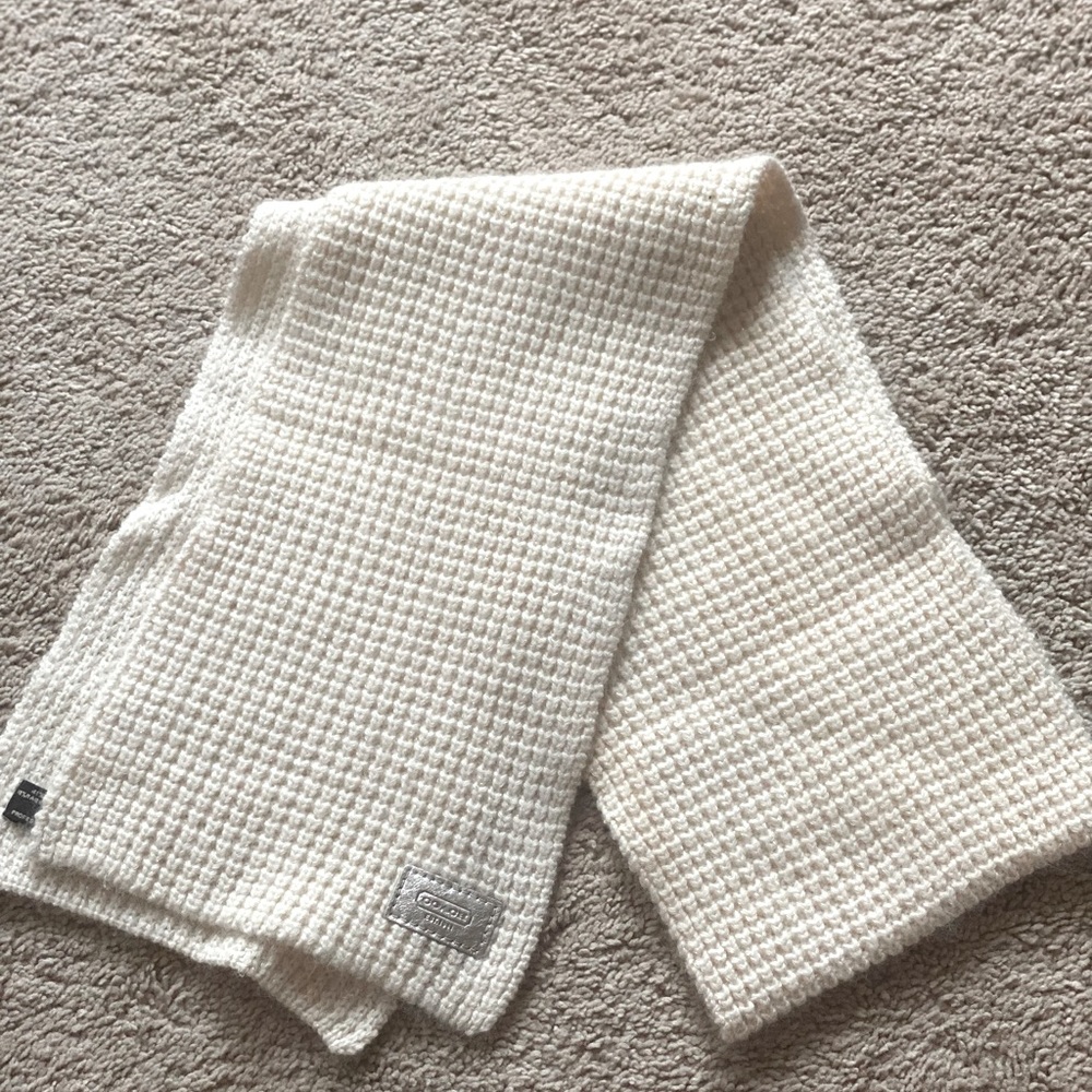 Coach scarf